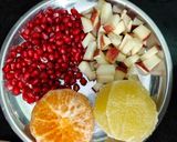 अनार स्प्राउट्स एवं नट्स - सीड्स पावर सलाद रेसिपी चरण 1 फोटो