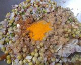 A picture of step 5 of Methi vatana sabji.