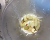 Foto del paso 3 de la receta: Papilla de yogur, uva y pera🍐🍇