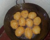 A picture of step 5 of Mandazi.