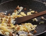 Foto langkah ke 1 dari resep Jumeokbap Sosis Telur / Nasi Kepal Ala Korea.