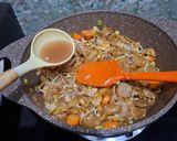 Foto langkah ke 4 dari resep Kwetiaw Goreng.
