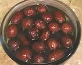 A picture of step 8 of Rahjistani gulab jamun.