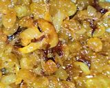 عکس مرحله 1 از دستور مرغ شکم پر دوختنی