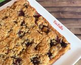 صورة لخطوة 6 من وصفة الكيكة المفتتة بالفراولة Streusel Cake 🇩🇪