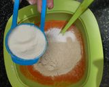 A picture of step 2 of Tomato dosa.