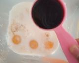 Foto del paso 4 de la receta: Chocoflan🍫 con fresa 🍓(pastel imposible)