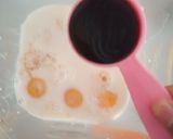 Foto del paso 4 de la receta: Chocoflan🍫 con fresa 🍓(pastel imposible)