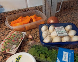 Foto del paso 1 de la receta: Spaghetti con salsa de calabaza, champiñones y taquitos de jamón