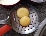 A picture of step 1 of Modern Moi moi.