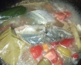 Foto langkah ke 5 dari resep Pindang Koyong Ikan Layang-layang.