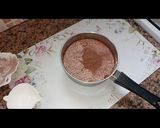 صورة لخطوة 2 من وصفة كيكة المول العجيب بكريمة الشوكولاتة