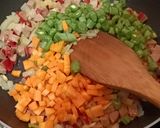 Foto langkah ke 5 dari resep Roti Goreng Sosis Rogut Keju.