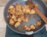 Foto langkah ke 5 dari resep Perkedel bumbu kacang.