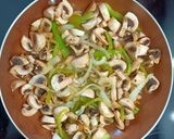 Foto del paso 2 de la receta: Burritos de pollo y champiñones