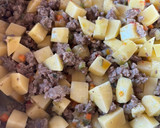 Foto del paso 3 de la receta: Carbonada seca 🍚🥩🥔