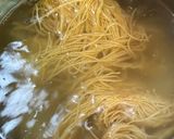 蝦籽拌麵的食譜步驟1照片