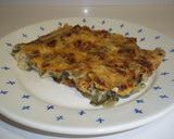 Foto del paso 10 de la receta: Tarta gratinada de acelgas, calabacín, bacalao y bechamel