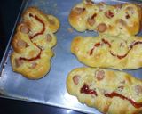 Foto langkah ke 2 dari resep Roti Sosis.