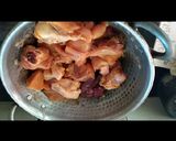 A picture of step 4 of Chettinad chicken roast.