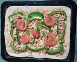 Foto langkah ke 4 dari resep 1157. Homemade Chicken Pizza.