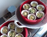 Foto langkah ke 5 dari resep Chicken nugget with spinach Quick melt chesee.