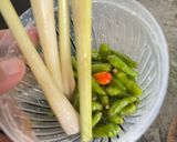 Gambar langkah 2 resipi Rendang Kacang Panjang & Hati Pedal Ayam.