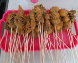 Foto langkah ke 3 dari resep Katupek Sate Kuah Kuning.