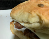 Foto del paso 4 de la receta: Bocata de carne y calabacín con cremoso de lactonesa y queso havarti