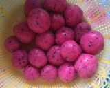 Foto langkah ke 7 dari resep Klepon Buah Naga.