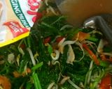 Foto langkah ke 4 dari resep 25. Tumis Bayam Tauge🌱.