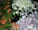 வெஜிடேபில்ஸ் ஓட்ஸ் ரைஸ் பால்ஸ்(Vegetable oats rice balls Recipe in Tamil) ரெசிபி ஸ்டேப் 3 புகைப்படம்