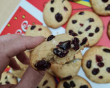 Foto del paso 4 de la receta: Cookies de arándanos rojos y chocolate blanco