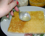 Foto del paso 3 de la receta: Chaja (torta con dulce de leche, crema y duraznos)