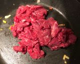 Une image de l'étape 3 de Bœuf sauté aux poivrons.