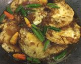 Foto langkah ke 4 dari resep Telor ceplok kuah kecap.