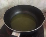 Hình bước làm 1 của món Gà kho sả ớt với mật mía
