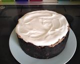 A picture of step 12 of Vickys Easter Creme Egg Cheesecake GF DF EF SF NF Vegan.