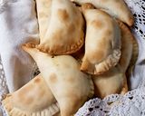 Foto del paso 7 de la receta: Empanadas de verdura, atún y queso. Económicas!