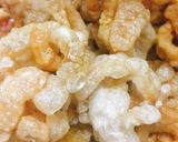 Hình bước làm 2 của món Da Heo Chiên Giòn Mắm Mỡ Hành😍😜