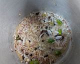 A picture of step 1 of Matar pulao.