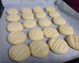 Foto del paso 4 de la receta: Galletitas de limón 🍋