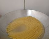 Foto langkah ke 1 dari resep Spaghetti Bolognese Telur Saus Tomat Kecap Manis.