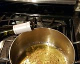 A picture of step 5 of Linguine al Vongole .