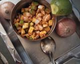 કેરી,ડુગળી નુ સલાડ(mango,onian salad recipe in gujrati) રેસીપી સ્ટેપ3ફોટો