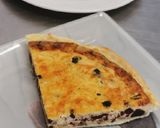 Foto del paso 10 de la receta: Quiche de Morcilla, Repollo, Pera y Piñones