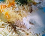 Pas rețetă Bulete de cartofi și cașcaval tăvălite prin cereale de porumb 2 fotografie