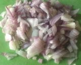 A picture of step 1 of Tawa omelete.