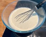 Une image de l'étape 4 de Panna Cotta Infusée à la Verveine avec Coulis de Griottes.