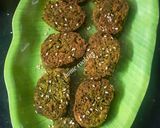 कोथिंबीर वडी (Kothimbir Vadi Recipe In Marathi) रेसिपी स्टेप 5 फोटो 
